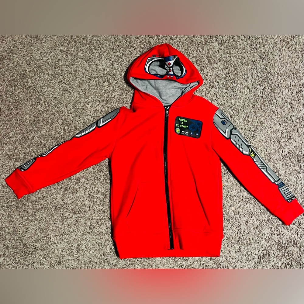 Hooded zip up